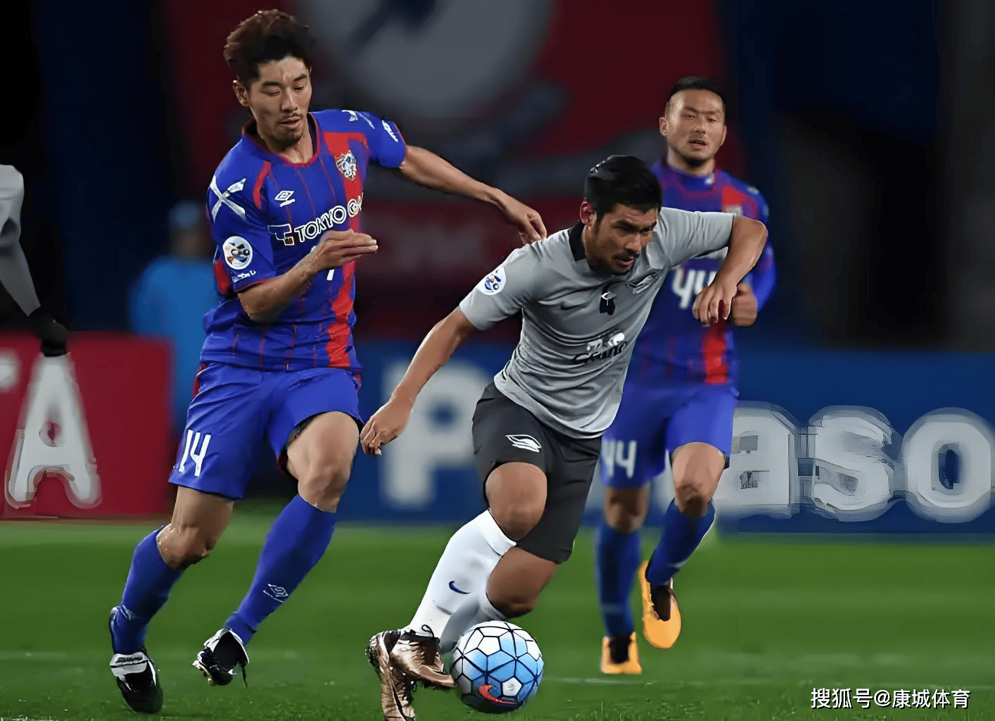 爱游戏下载-重要助攻首场状态出色，日本队观众沸腾！，德罗巴重返赛场比赛高潮迭起的简单介绍