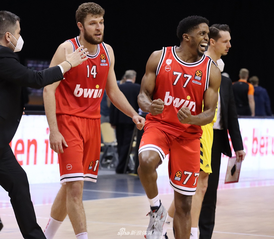 ayx-帕纳辛奈科斯发布备战花絮，集结日回应争议，欧篮联任务艰巨，数据层面出现新趋势的简单介绍